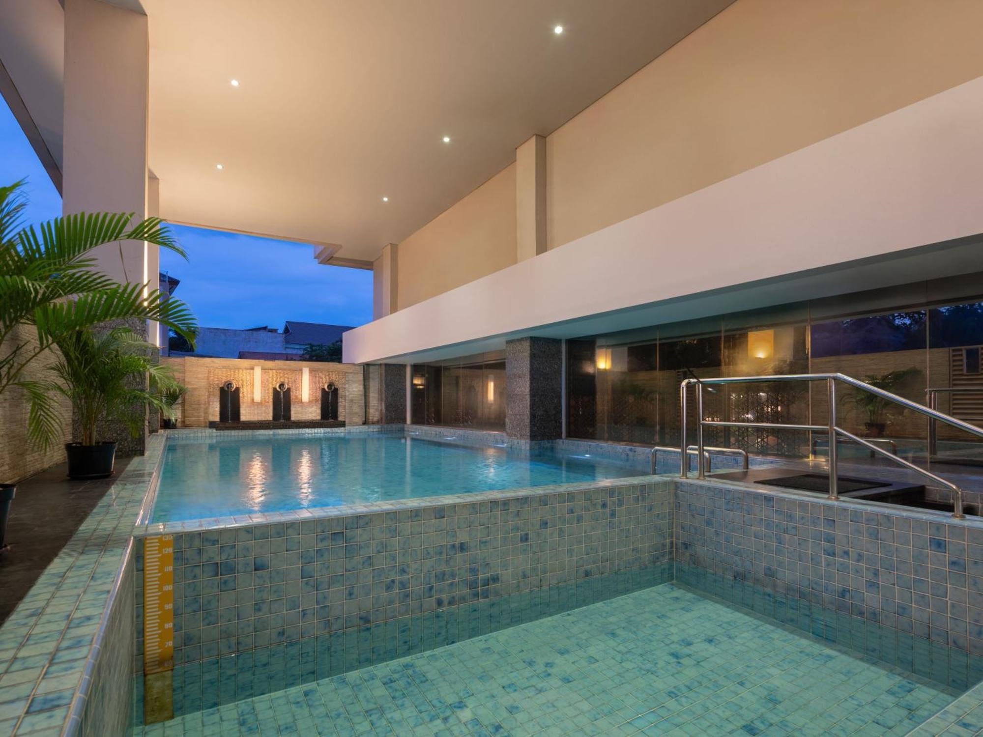 Santika Premiere Gubeng 4* Surabaya