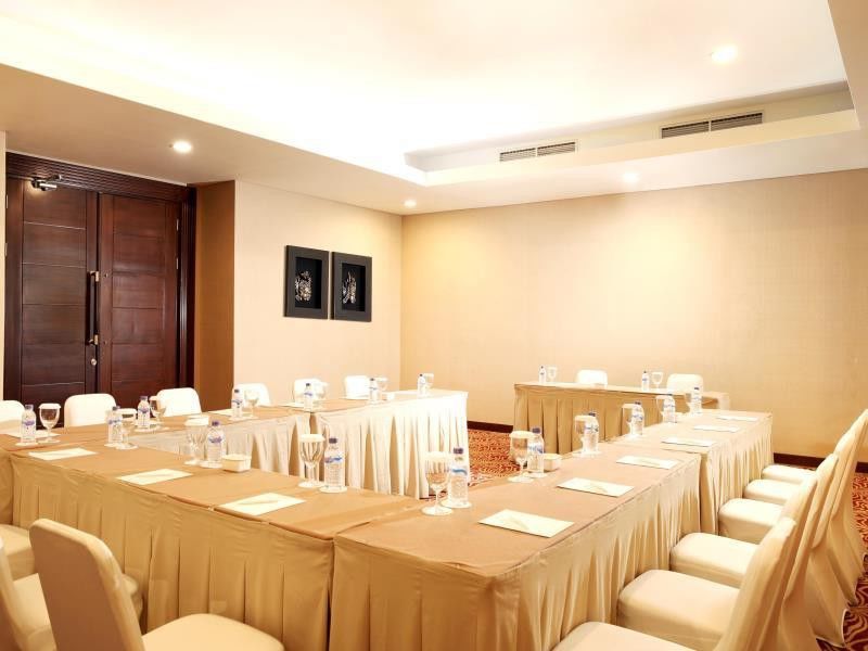 Santika Premiere Gubeng Hotel